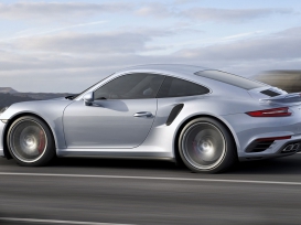A gennaio debutto dei modelli di punta della serie 911: le nuove Porsche Turbo e Turbo S